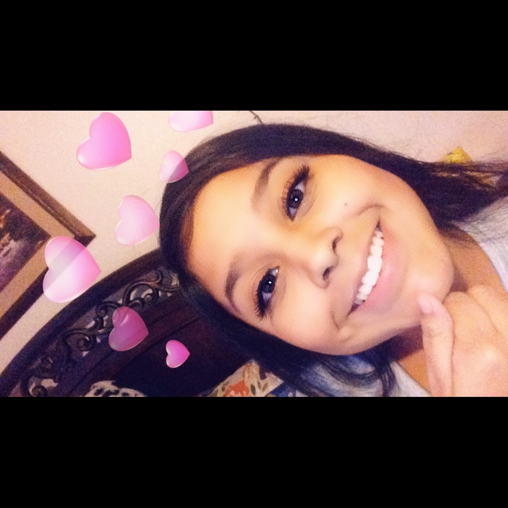 Meet your Posher, Evelyn